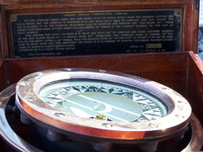 A Beautiful WWII vintage "ERIKSEN STELLAR COMPENSATING COMPASS" — image 4